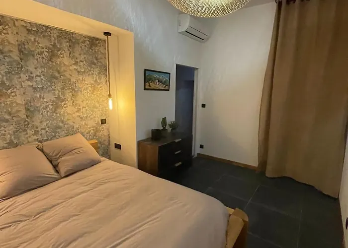 Moderne Et Climatise Клермон-Ферран